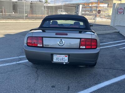 2005 Ford Mustang V6 Deluxe   - Photo 13 - Escondido, CA 92025