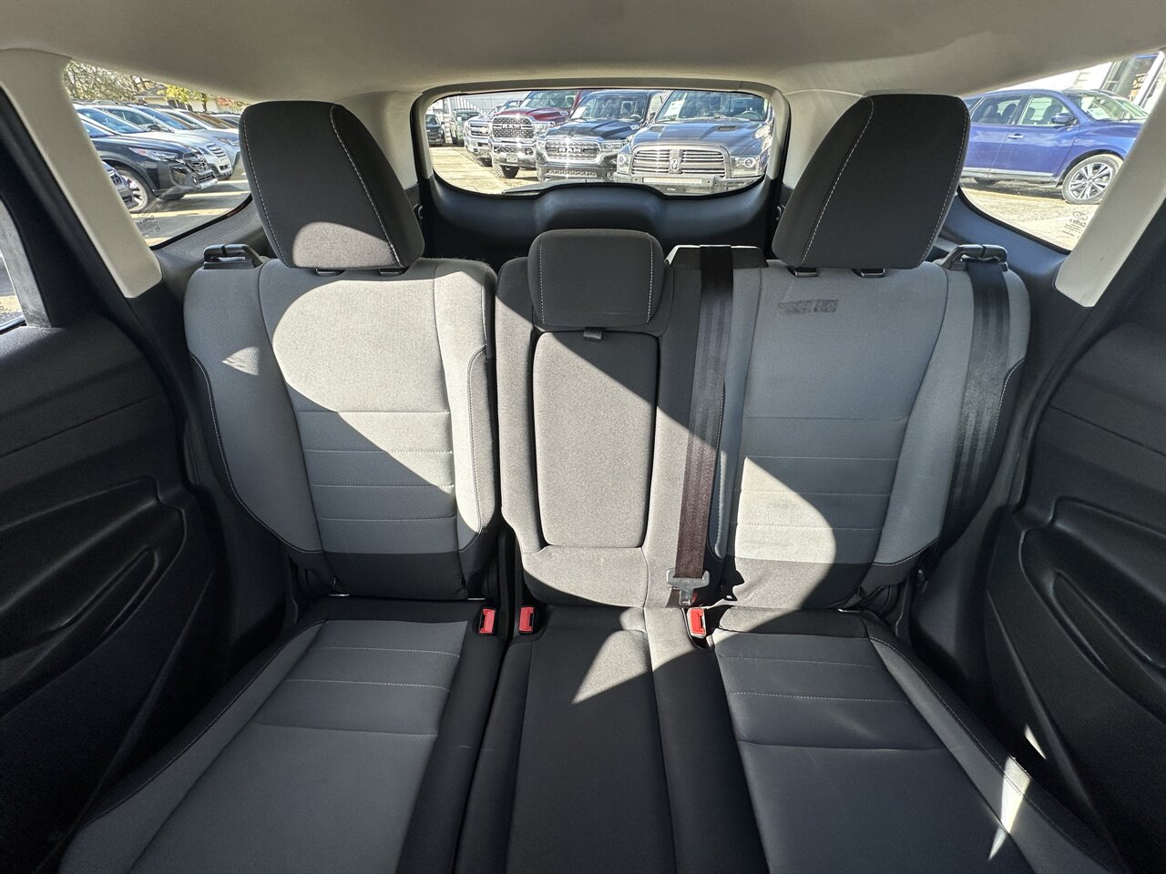 2016 Ford Escape SE  84k Miles, Fully Serviced, Great Condition! - Photo 4 - Post Falls, ID 83854