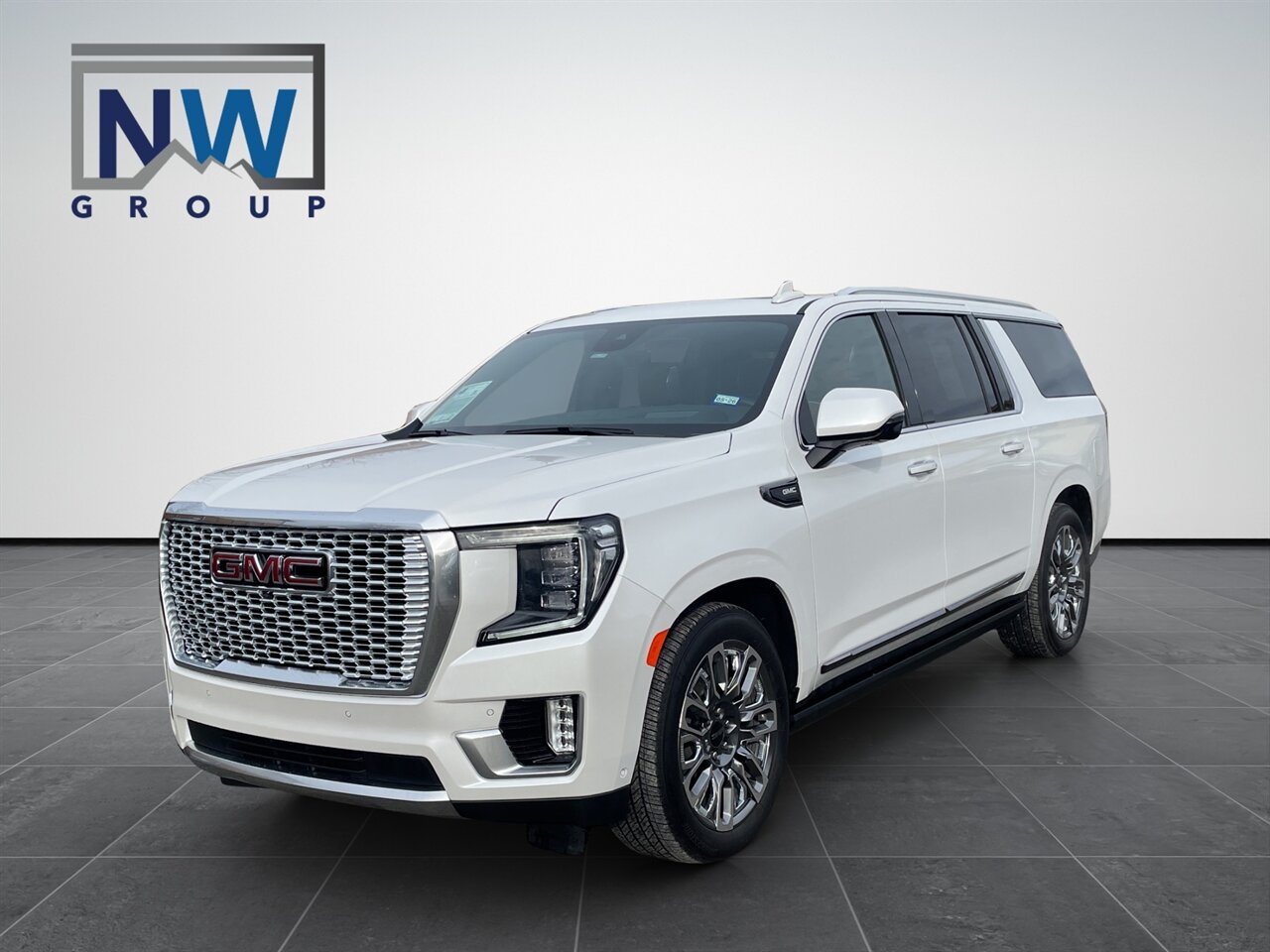 2024 GMC Yukon Denali Ultimate 9k miles, AWD, Air Suspension, Super Cruise! - Photo 3 - Post Falls, ID 83854