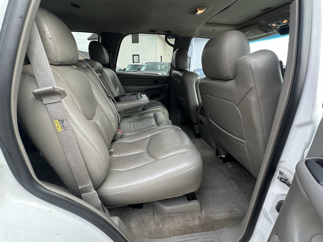 2005 Chevrolet Tahoe LS New Front and Rear Brakes! Nice SUV and Good Shape! - Photo 7 - Post Falls, ID 83854