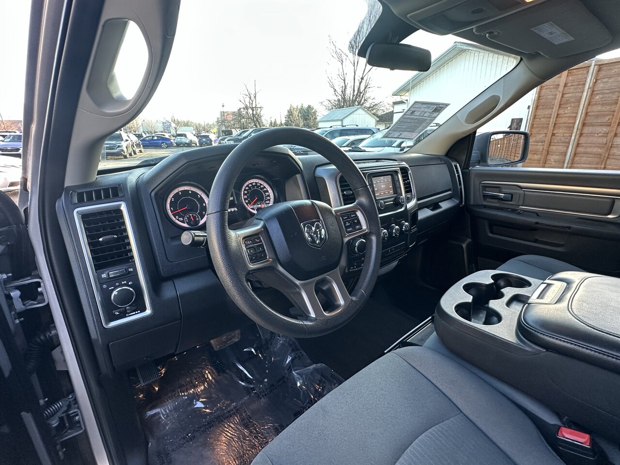 2021 RAM 1500 Classic SLT Only 73k miles, Great Pickup Truck, Clean Carfax, Clean Title! - Photo 6 - Post Falls, ID 83854