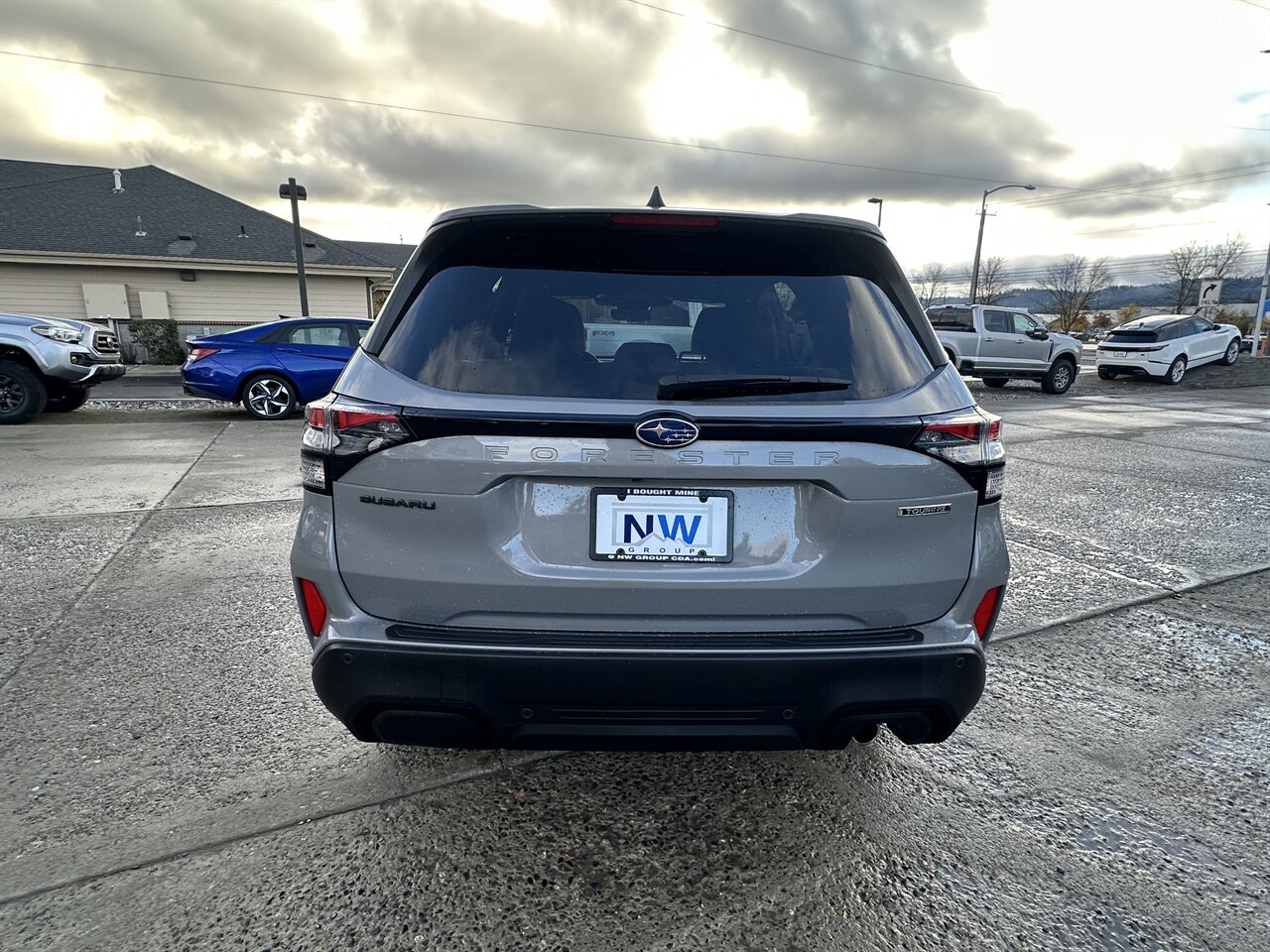 2025 Subaru Forester Touring  Fully Loaded! 360 Degree Camera! *****JD Power current value is $40,125 minus $12,914 in SAVINGS! = $27,211 OUR AMAZING LOW PRICE!**** - Photo 6 - Post Falls, ID 83854