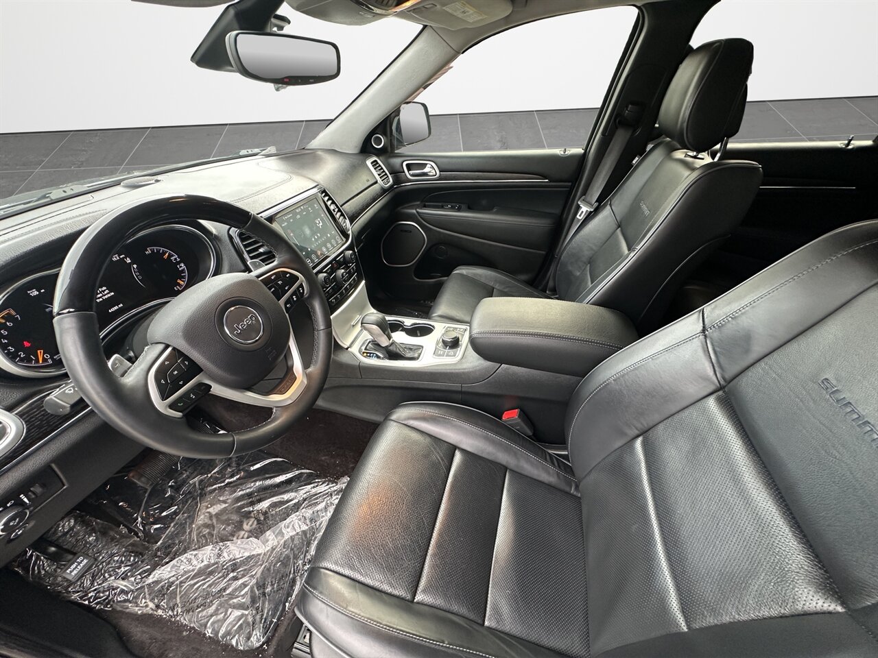 2019 Jeep Grand Cherokee Summit Sangria Metallic Color! Super low miles - 40k! Great Jeep! Serviced Regularly - Photo 3 - Post Falls, ID 83854