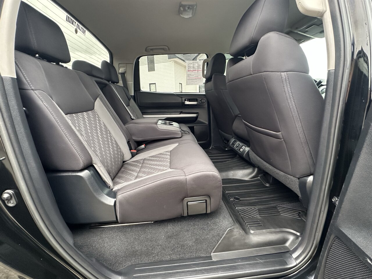 2019 Toyota Tundra SR5 Reliable, Great Pick up, Fully Serviced and Inspected! - Photo 6 - Post Falls, ID 83854