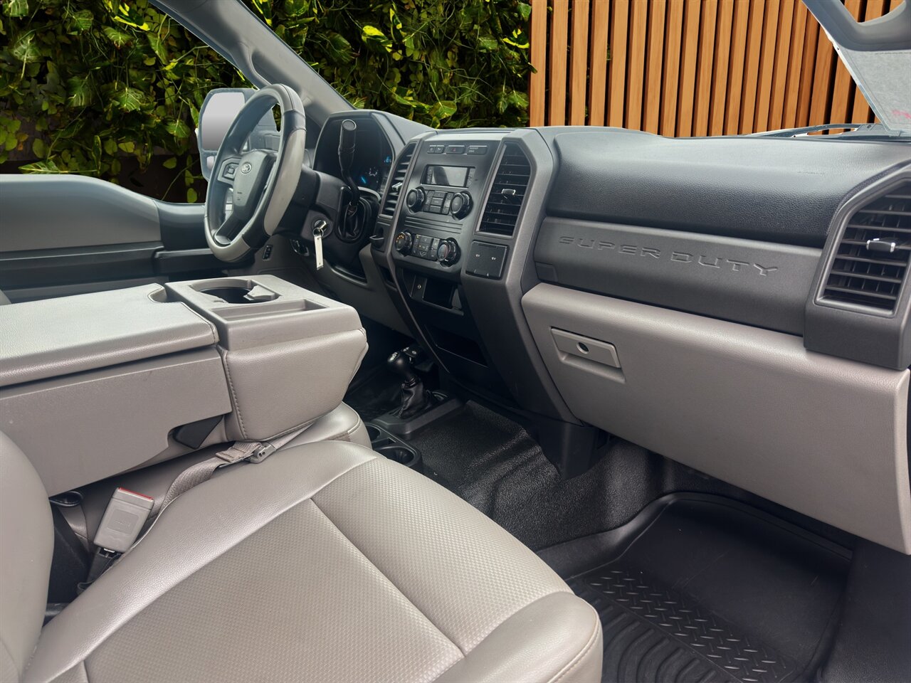 2019 Ford F-350 Super Duty XL 4X4, $14k in recent services (Feels like a new truck!), 9 foot flatbed. - Photo 6 - Post Falls, ID 83854