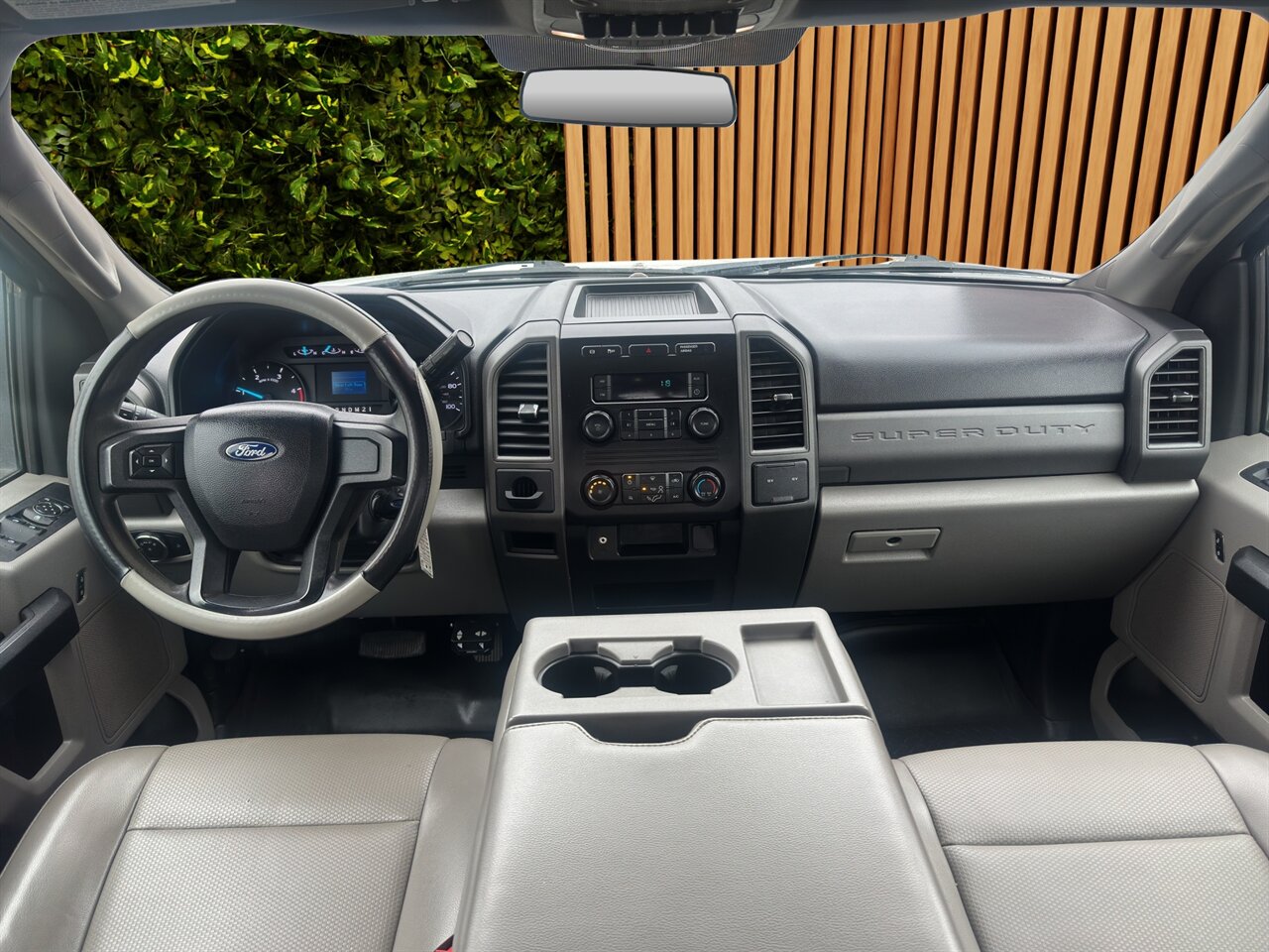 2019 Ford F-350 Super Duty XL 4X4, $14k in recent services (Feels like a new truck!), 9 foot flatbed. - Photo 4 - Post Falls, ID 83854