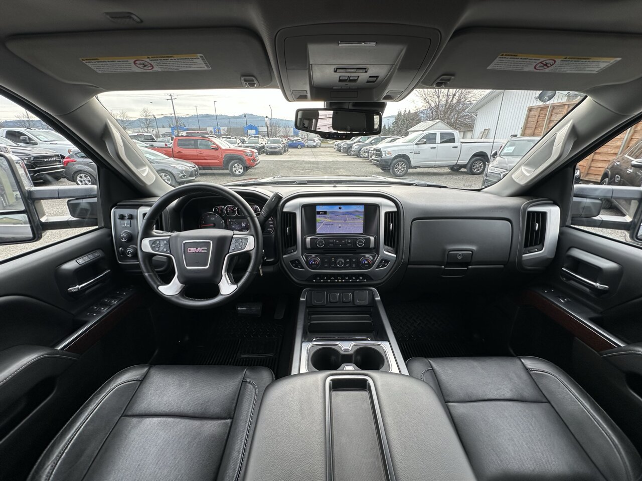 2015 GMC Sierra 2500 SLT 45k miles! Amazing Shape! Rear Towing Airbags, Sunroof, Bedliner Spray! - Photo 4 - Post Falls, ID 83854