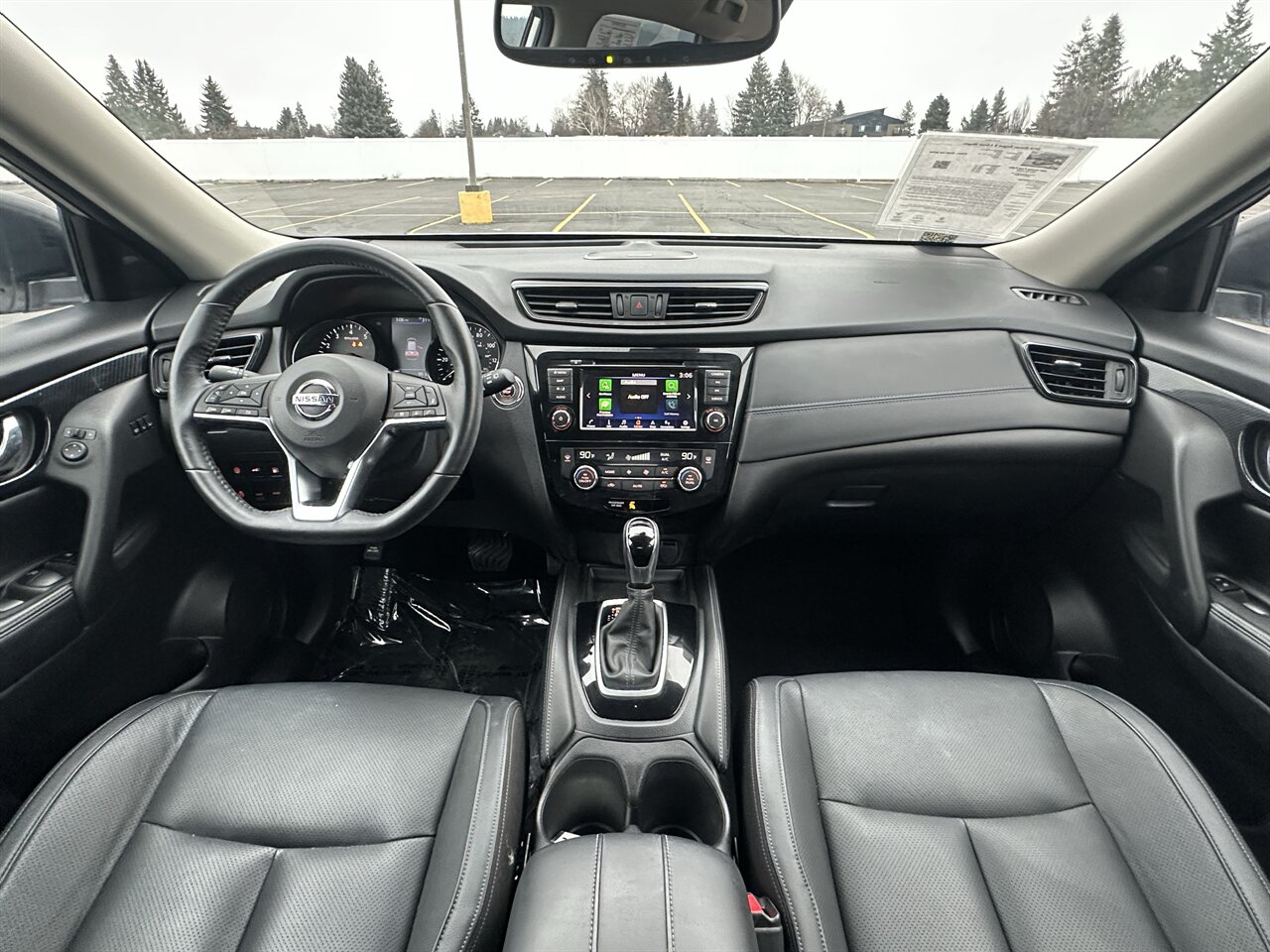 2018 Nissan Rogue SL W/ 9k miles! Epic Condition! Must See! - Photo 9 - Post Falls, ID 83854