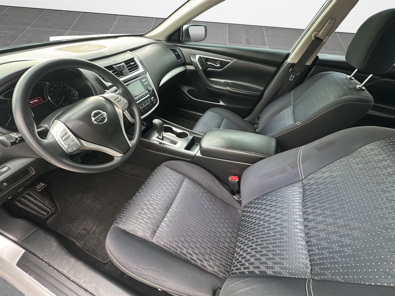 2016 Nissan Altima 2.5.  Reliable Midsize Sedan, Fuel-Efficient - Photo 4 - Post Falls, ID 83854