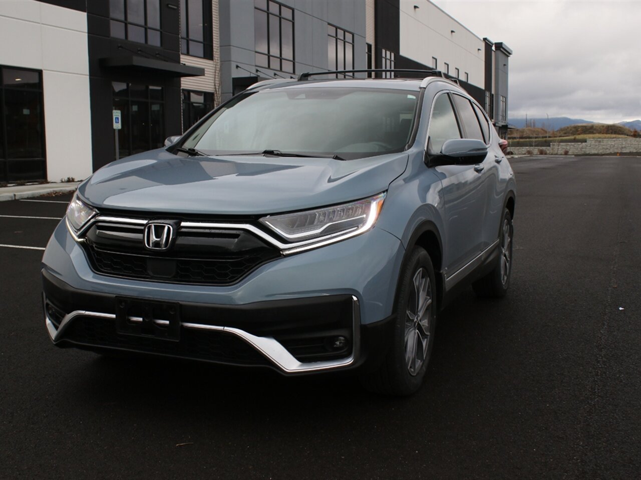 2022 Honda CR-V Touring AWD, 35k Miles, Economical, Great Daily Driver! - Photo 3 - Post Falls, ID 83854