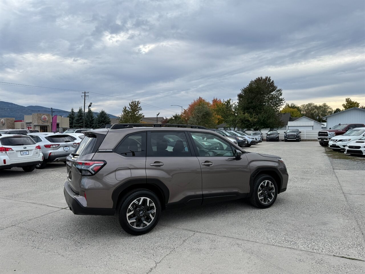 2025 Subaru Forester Premium ORIGINAL 500 miles! *****JD Power current value is $35,375 minus $9,475 in SAVINGS! = $25,900 OUR AMAZING LOW PRICE!**** - Photo 9 - Post Falls, ID 83854
