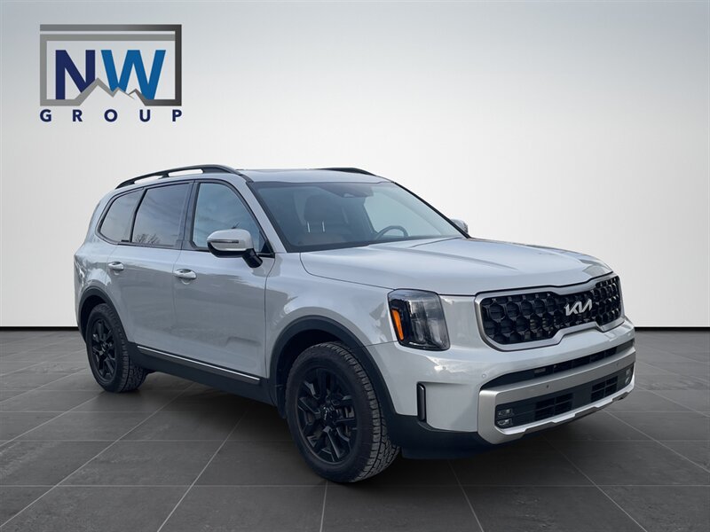 2023 Kia Telluride SX X-Pro.  3 Rows of Seating, AWD, Fully Loaded! Great SUV!