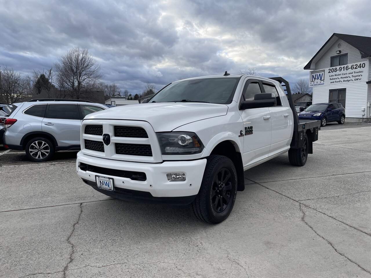 2017 RAM 3500 Laramie - Photo 3 - Post Falls, ID 83854