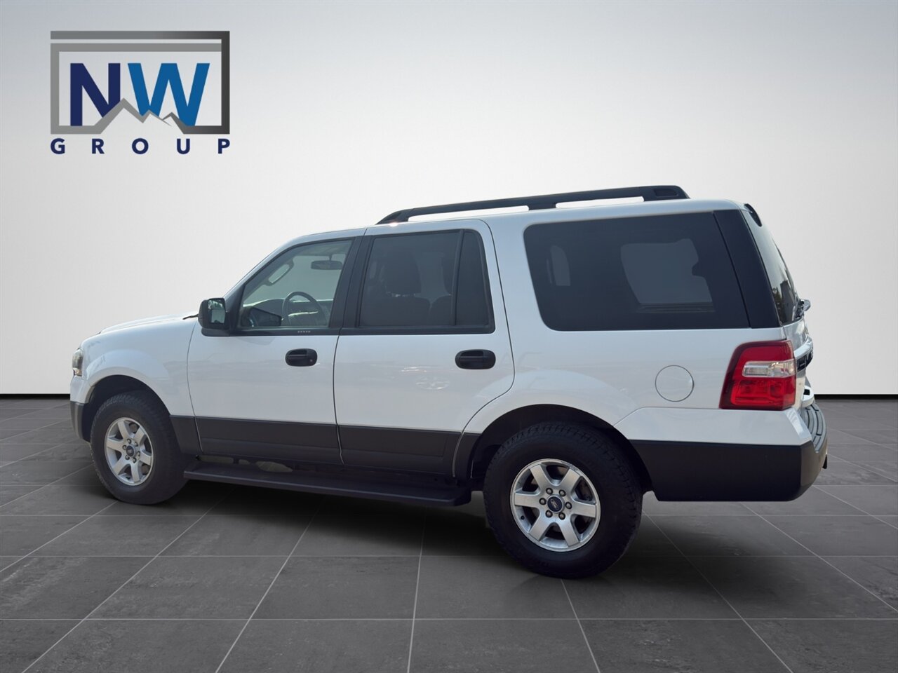 2015 Ford Expedition XL 2 Rows of Seating, 4x4, Amazing Shape! - Photo 4 - Post Falls, ID 83854