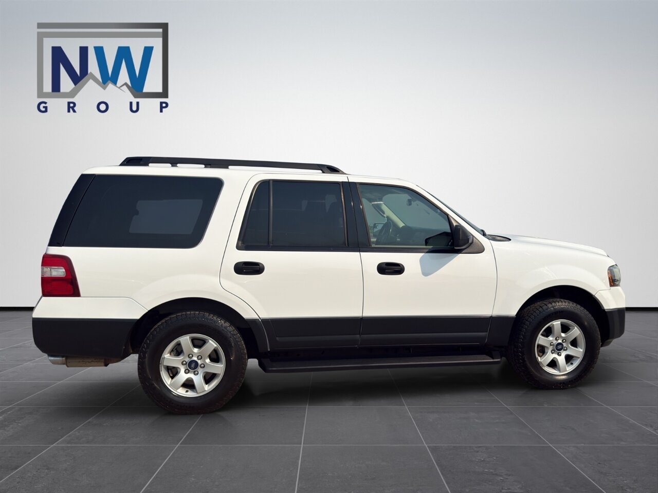 2015 Ford Expedition XL 2 Rows of Seating, 4x4, Amazing Shape! - Photo 8 - Post Falls, ID 83854