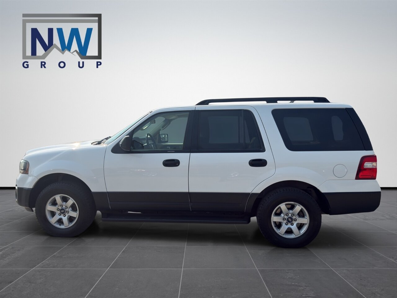 2015 Ford Expedition XL 2 Rows of Seating, 4x4, Amazing Shape! - Photo 5 - Post Falls, ID 83854