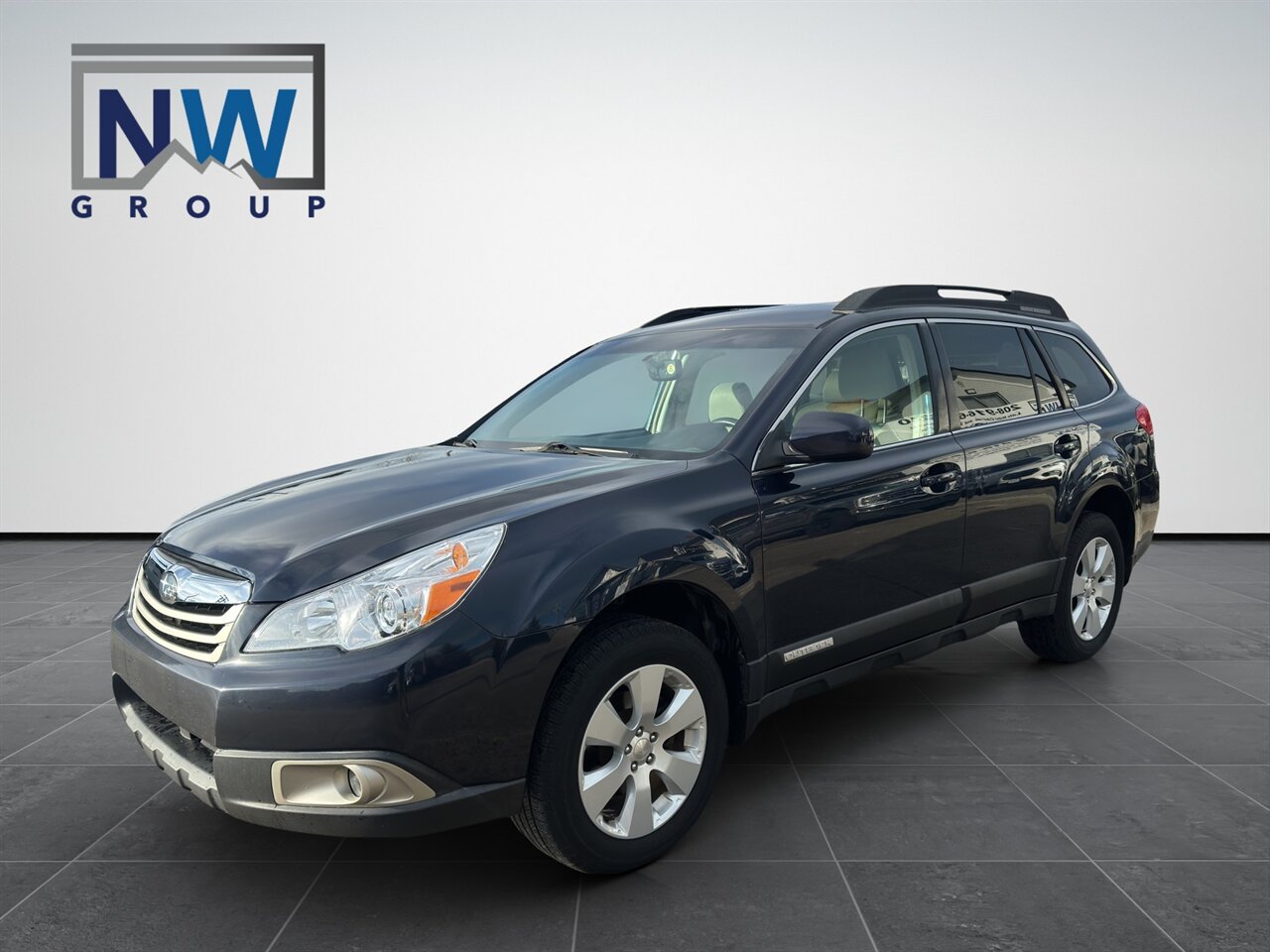2012 Subaru Outback 2.5i Premium AWD, Heated Seats, Amazing Shape! - Photo 3 - Post Falls, ID 83854