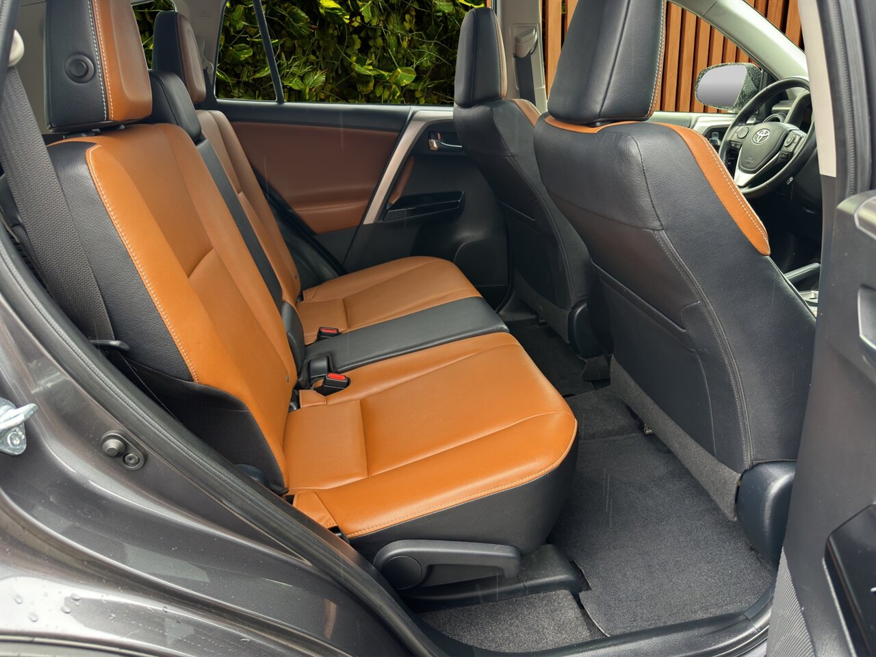 2016 Toyota RAV4 Limited AWD, Super Clean Condition, Amazing Miles! - Photo 9 - Post Falls, ID 83854