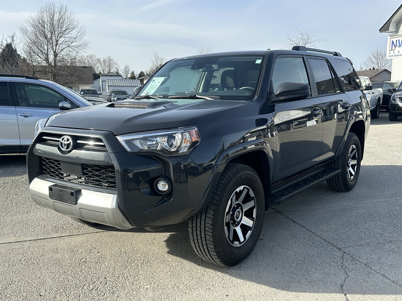 2024 Toyota 4Runner TRD Off-Road. New Tires, Clean Carfax, 4x4, Great Adventure SUV! - Photo 3 - Post Falls, ID 83854