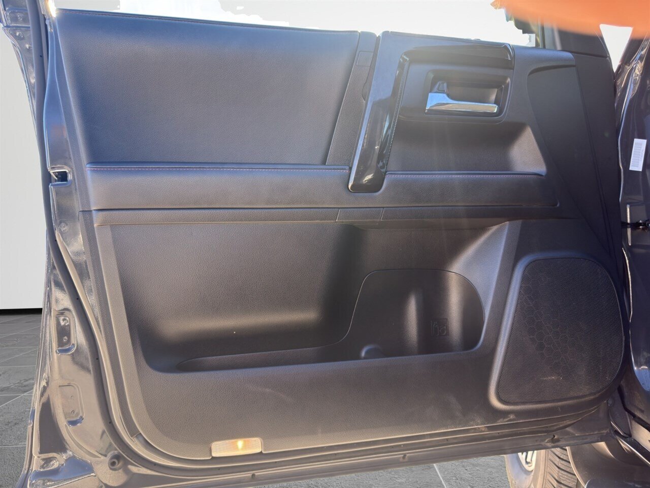 2024 Toyota 4Runner TRD Off-Road. New Tires, Clean Carfax, 4x4, Great Adventure SUV! - Photo 6 - Post Falls, ID 83854