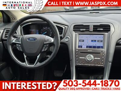 2020 Ford Fusion Titanium   - Photo 12 - Portland, OR 97216