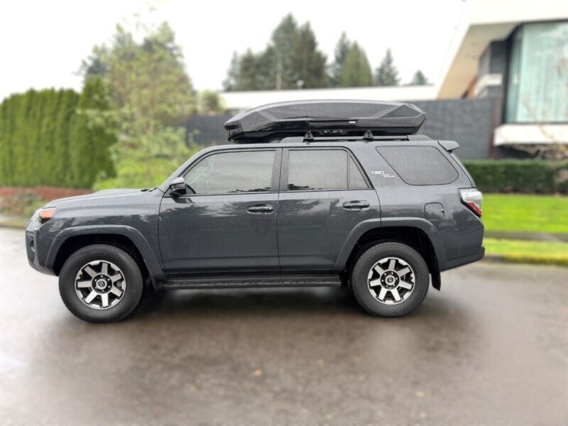2024 Toyota 4Runner TRD Off-Road  