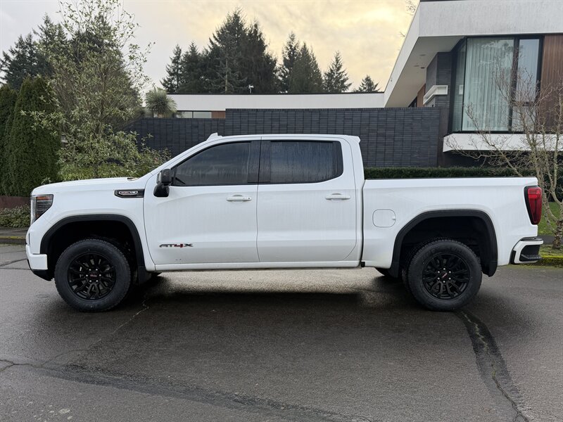 2022 GMC Sierra 1500 AT4X - 6.2L V8 420hp  
