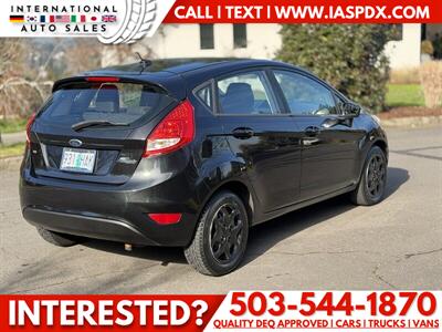 2013 Ford Fiesta SE   - Photo 5 - Portland, OR 97216