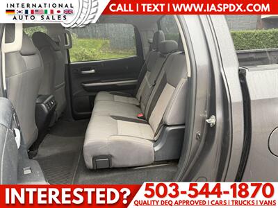 2015 Toyota Tundra SR5 - V8   - Photo 12 - Portland, OR 97216