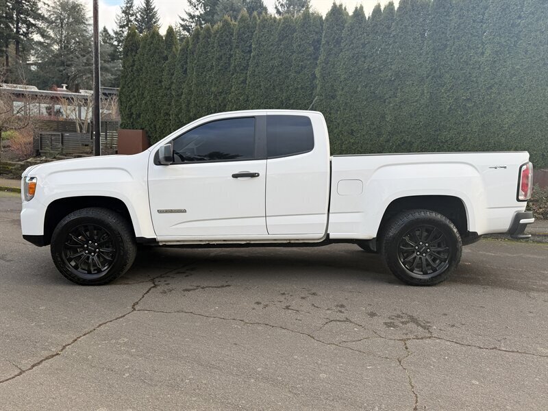 2022 GMC Canyon Elevation Standard  