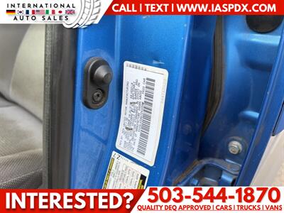 2007 Pontiac Vibe - Photo 14 - Portland, OR 97216