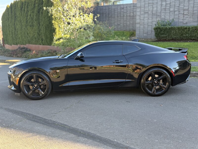 2016 Chevrolet Camaro SS - V8  