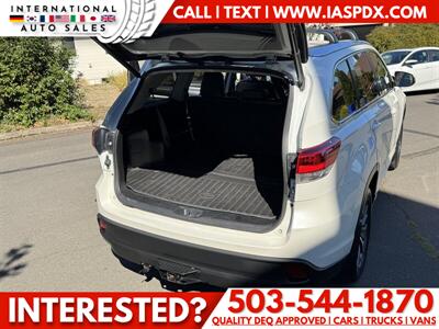 2017 Toyota Highlander SE - Photo 13 - Portland, OR 97216