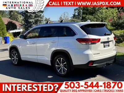 2017 Toyota Highlander SE - Photo 3 - Portland, OR 97216