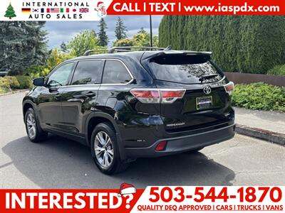 2015 Toyota Highlander LE  3.5L V6 - Photo 3 - Portland, OR 97216