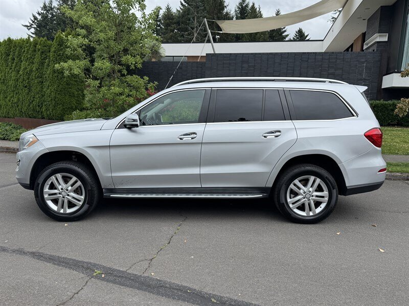 2016 Mercedes-Benz GL450 4MATIC - Twin Turbo V6  