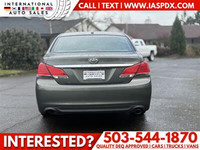 2011 Toyota Avalon Limited   - Photo 4 - Portland, OR 97216