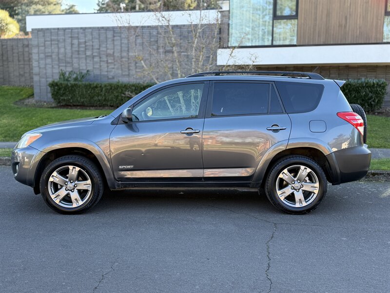 2012 Toyota RAV4 Sport  