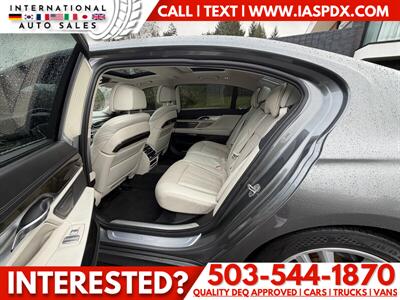 2016 BMW 750i xDrive - Photo 12 - Portland, OR 97216