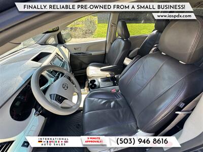 2014 Toyota Sienna LE 7-Passenger   - Photo 10 - Portland, OR 97216