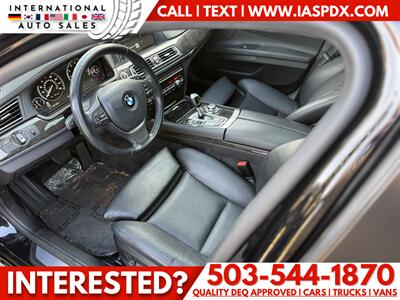 2012 BMW 740i - Twin Turbo i6   - Photo 9 - Portland, OR 97216