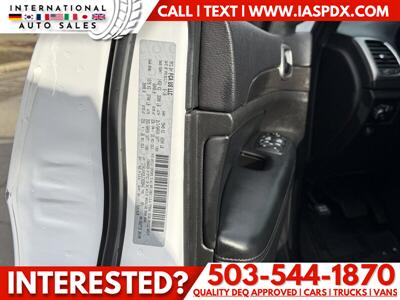 2018 Jeep Grand Cherokee Laredo   - Photo 13 - Portland, OR 97216