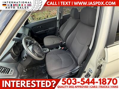 2013 Kia Soul   - Photo 11 - Portland, OR 97216