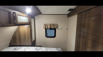 2019 KEYSTONE BULLET M-29BHPR   - Photo 39 - Aurora, MO 65605