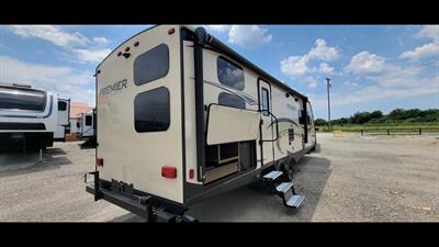 2019 KEYSTONE BULLET M-29BHPR   - Photo 7 - Aurora, MO 65605