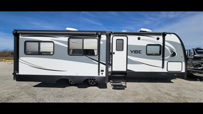 2018 FOREST RIVER VIBE 288RLS