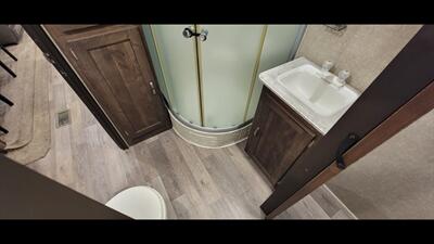 2018 FOREST RIVER VIBE 288RLS   - Photo 37 - Aurora, MO 65605