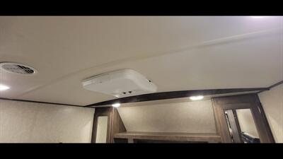 2018 FOREST RIVER VIBE 288RLS   - Photo 40 - Aurora, MO 65605