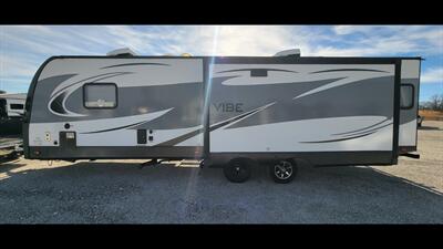 2018 FOREST RIVER VIBE 288RLS   - Photo 6 - Aurora, MO 65605