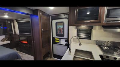 2020 JAYCO WHITE HAWK 32KBS   - Photo 19 - Aurora, MO 65605